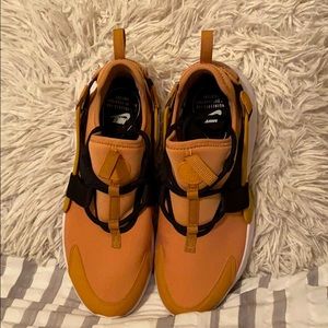 Hurachi Hurachi Hurachi